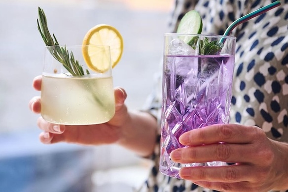 Why Retail and Hospitality Players Must Catch up to the Sober Curious Movement