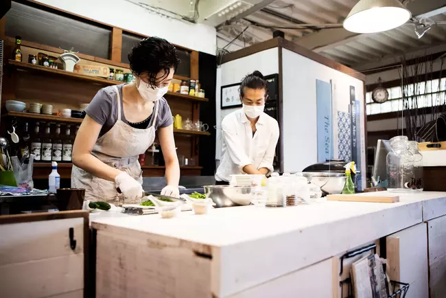 What Is a Ghost Kitchen and How To Start One?