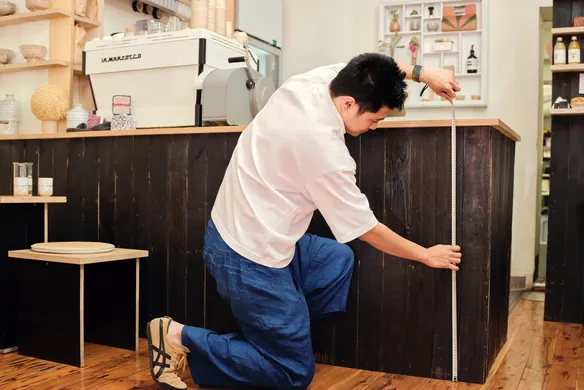 How to Navigate Financial Challenges When Expanding Your Cafe: Insights from Tokyo Lamington