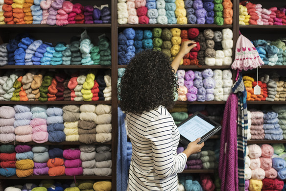 11 Questions to Help Clothing Boutiques Track and Manage Inventory