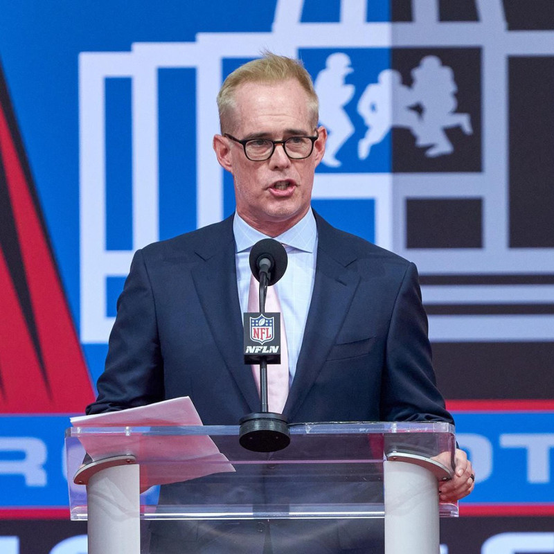 Fox Sports Broadcaster Joe Buck Prepares for Busiest Month of the Year