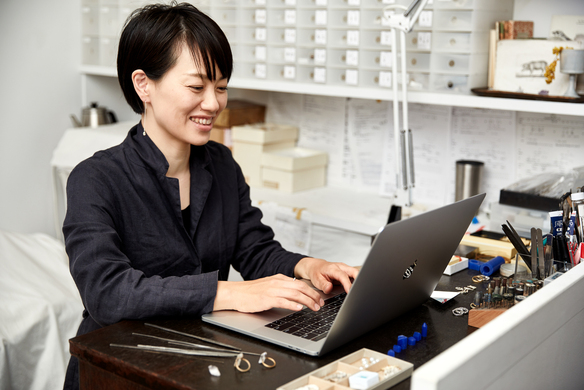 How to get invoices paid faster