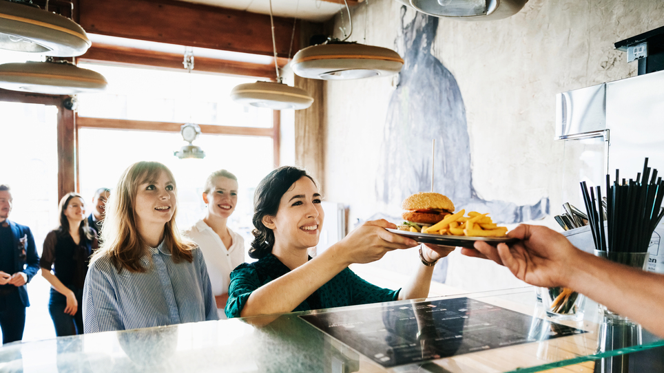 Why TrueOrder KDS is the Smart Choice for Quick-Service Restaurants