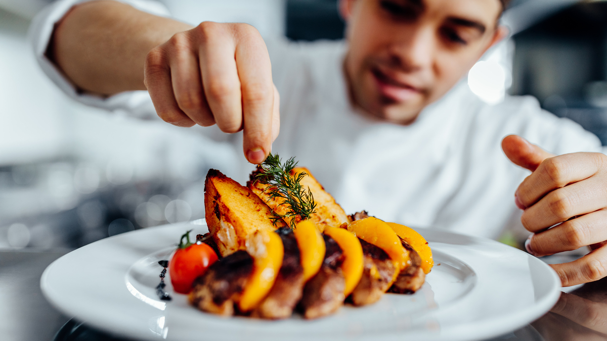 A Look Inside an Exclusive, Socially Distanced Tropical Restaurant Pop-Up With Fully Automated Ordering System
