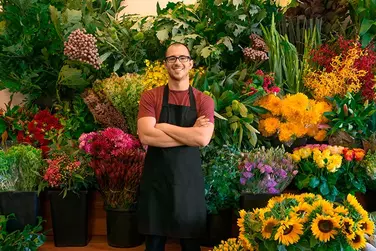 How to Find Seasonal Employees Who Won’t Need a Lot of Training