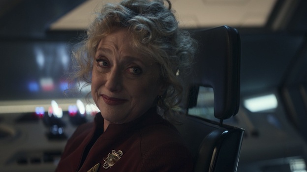Carol Kane as Commander Pelia.jpg