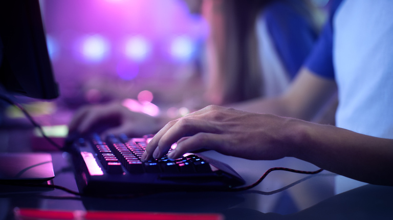 Team Liquid and mousesports Dominate Semi-Finals at ESL One in New York