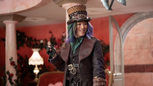 Descendants Wicked Wonderland Leonardo Nam.jpg