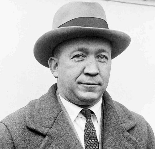 alt="Knute Rockne.jpeg"