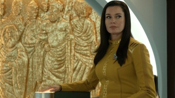 Rebecca Romijn as Number One.jpg