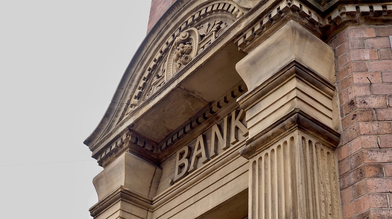 Why DIRECTV FOR BUSINESS® is a Good Investment For Your Bank